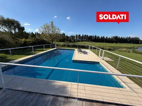 Casa 7 ambientes con 4 baños