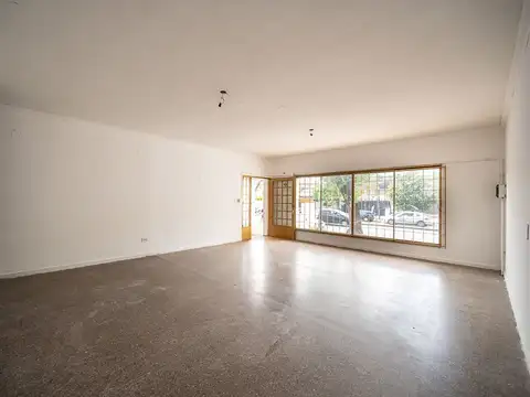 LOCAL COMERCIAL EN VENTA FISHERTON + 3 DEPTOS