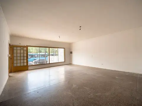 Local en Venta 56 años