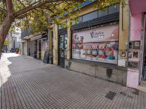 Calle La Merced y Cestino 100, Piso 0