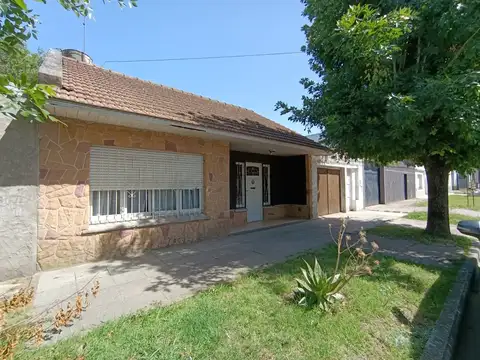 En Venta Casa + Departamento - A Reciclar 