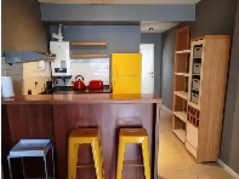 Vallejos e/ Zamudio Y Caracas