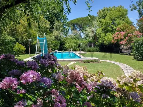 Casa en Alquiler de 4 dormitorios