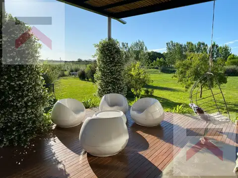 Casa de Diseño Lote 2000m2 mas Casa de Huespedes APTO CREDITO Chacras de la Reserva Cardales