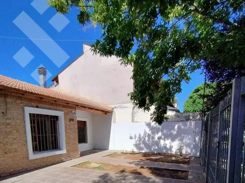 VENDE CASA 3 DORMITORIOS - BARRIO CUMELEN, NEUQUÉN