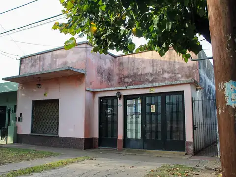 Casa de 3 ambientes con cochera y terraza en Parque San Martín