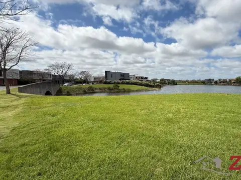 Puertos del Lago Barrio Vistas  Lote 46