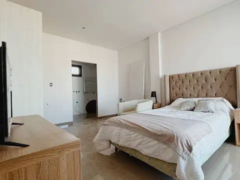 Departamento 6 ambientes con 2 baños