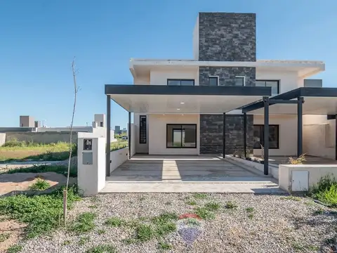 VENTA DUPLEX 3 DORM COCHERA DOBLE DOCTA -CORDOBA