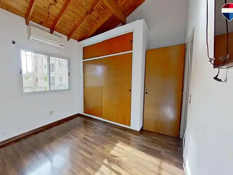 DUPLEX 3 AMB con Quincho.Parrilla.cochera.PERMUTA