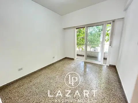 Depto Tipo Casa en Alquiler de 4 ambientes