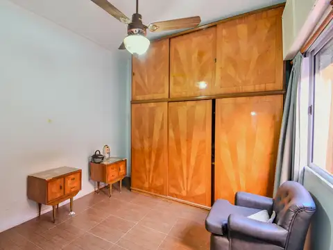 Depto Tipo Casa 7 ambientes con 2 baños