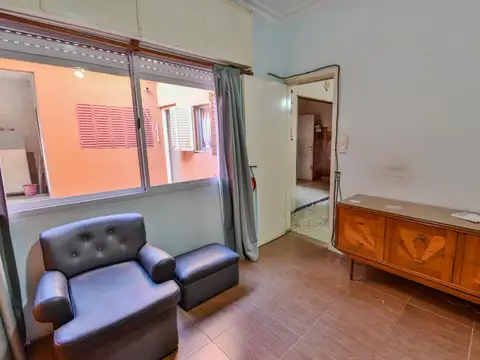 Depto Tipo Casa en Venta 50 años