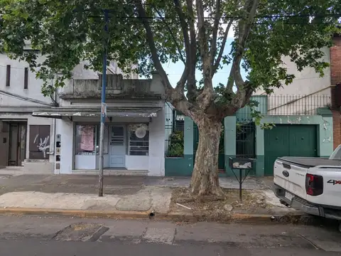 VENTA Casa + Local y Garaje En - Uriarte al 200, Lanús O