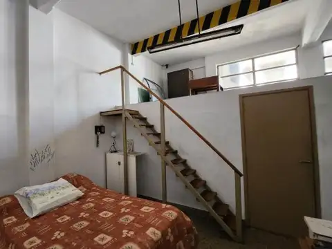 Casa en Venta con 6 cocheras