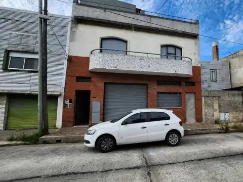 VENTA CASA MULTIFLIAR COCHERA DOCK SUD AVELLANEDA