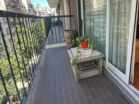 Alquilo Temporario en Recoleta. Amplio 3 ambientes con balcón, 3 PAX