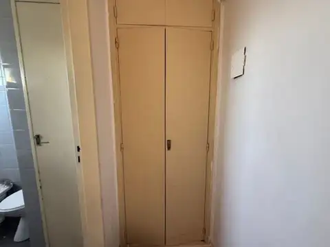 VENTA MONOAMBIENTE LINIERS EXCELENTE UBICACION