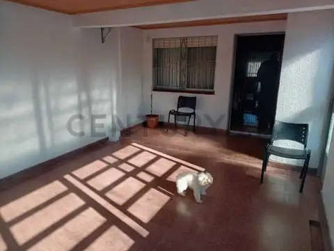 83 entre 12 y 12 bis , Piso 0