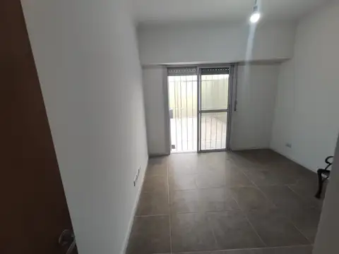 Departamento en Alquiler en Wilde, $ 750.000