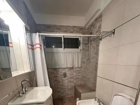 Departamento SEMI PISO de 4 AMBIENTES con COCHERA