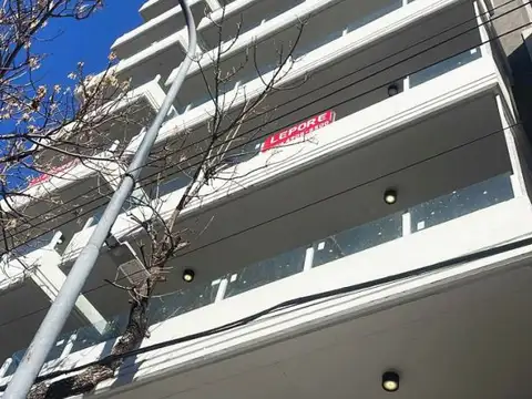 Av. Jujuy 645 de 1 Dormitorios