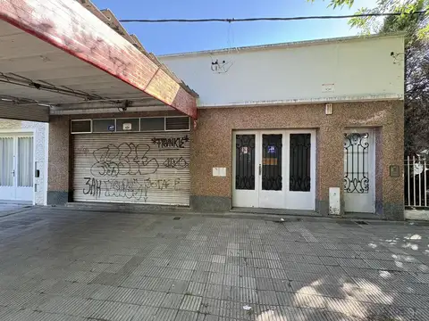 VENTA Casa con Local