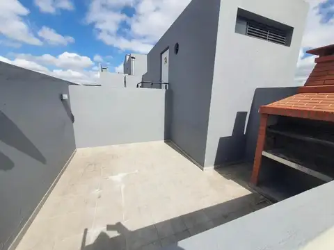 Bahía Blanca 2400, Piso 6