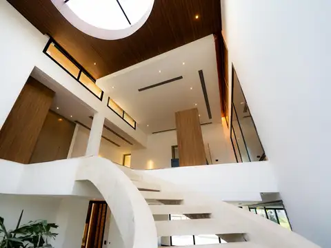 Casa en Alquiler al Noroeste