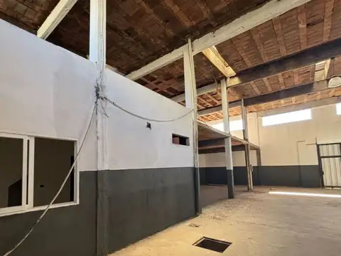 Galpon en Alquiler en Villa Lynch, $ 3.000.000