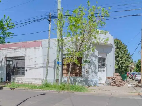 Casa 6 ambientes con 3 baños