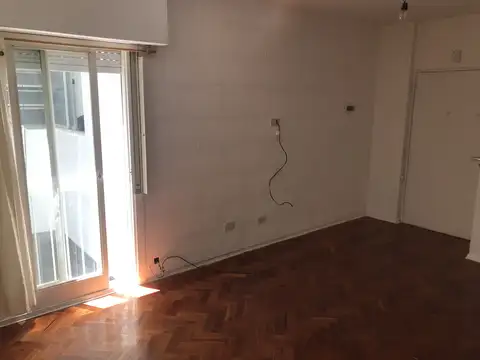 MONOAMBIENTE, COCINA COMPLETA Y BAÑO COMPLETO, TODO A NUEVO