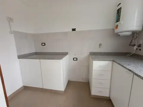Casa en Alquiler en Roldan, $ 580.000