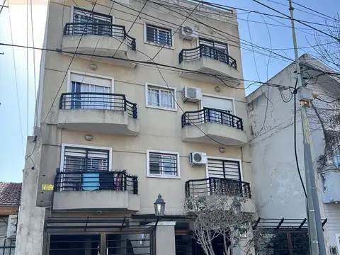 Departamento 3 Ambientes en Venta / Permuta - Villa Sarmiento