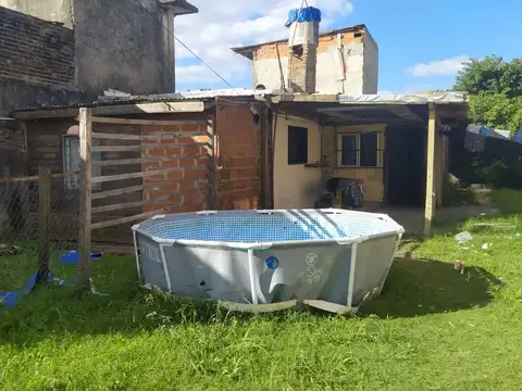 Oportunidad!!! Lote con mejoras sobre asfalto