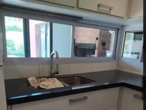 Casa en Venta en Bosque Alegre, USD 130.000