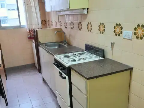 Departamento en Alquiler en Plaza Mitre, $ 700.000