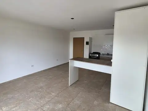 Departamento en Alquiler en Villa Maipú, $ 650.000