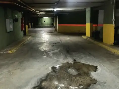Venta cochera Zapiola 60