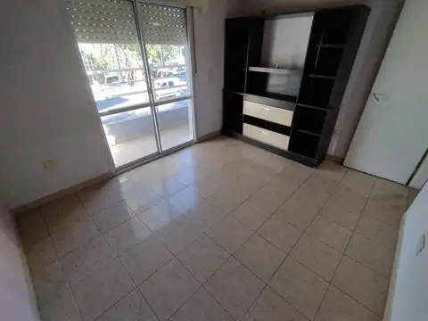 Depto Tipo Casa en Alquiler en San Fernando, $ 650.000
