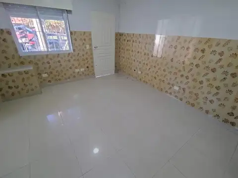 Depto Tipo Casa en Alquiler de 2 ambientes