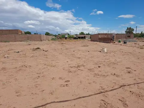 Terreno en Venta en Rincon de los Sauces, USD 37.000