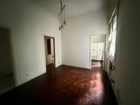 Depto Tipo Casa en Alquiler de 3 ambientes