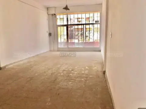 Local en Venta 30 años