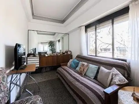 Depto Tipo Casa en Venta 66 años