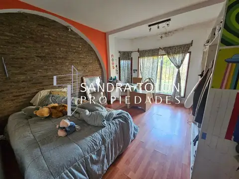 Quinta en Venta con 5 cocheras