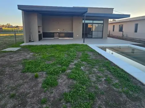 Casa en Alquiler A Estrenar