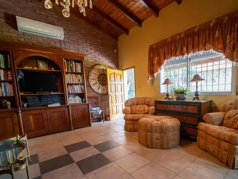 Casa en Venta en Funes, USD 150.000