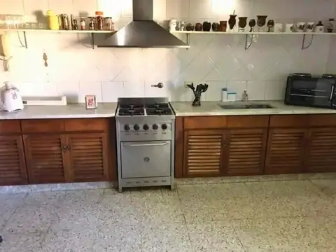 Casa en Venta en Bernal, USD 350.000