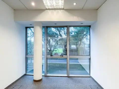 Oficina en Venta al Este